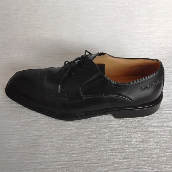 Elegant Black Size 9.5 Leather Men's Oxfords Pre Loved - Picture 7 of 12